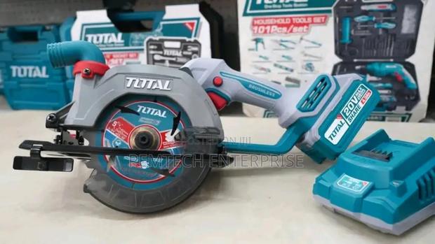 Total Tsli14023 20v Cordless Circular Saw