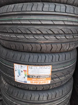 Centara Tyre 245/40zr18