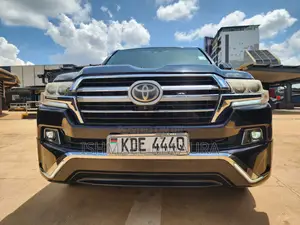 Toyota Land Cruiser 4.6 V8 ZX 2016 Black