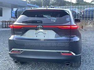 Toyota Harrier 2.0 4WD 2020 Gray