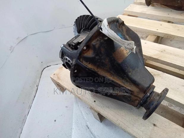 Toyota Land Cruiser 200 Series Rear Differential - thumbnail 2