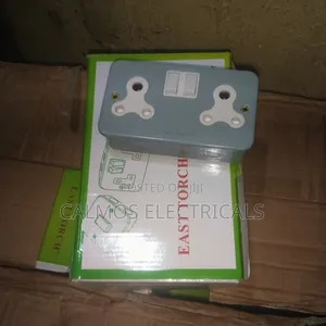 Metal Clad Socket 15a , Round Plugs