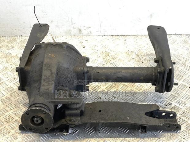 Mitsubishi Pajero Front Differential - main view