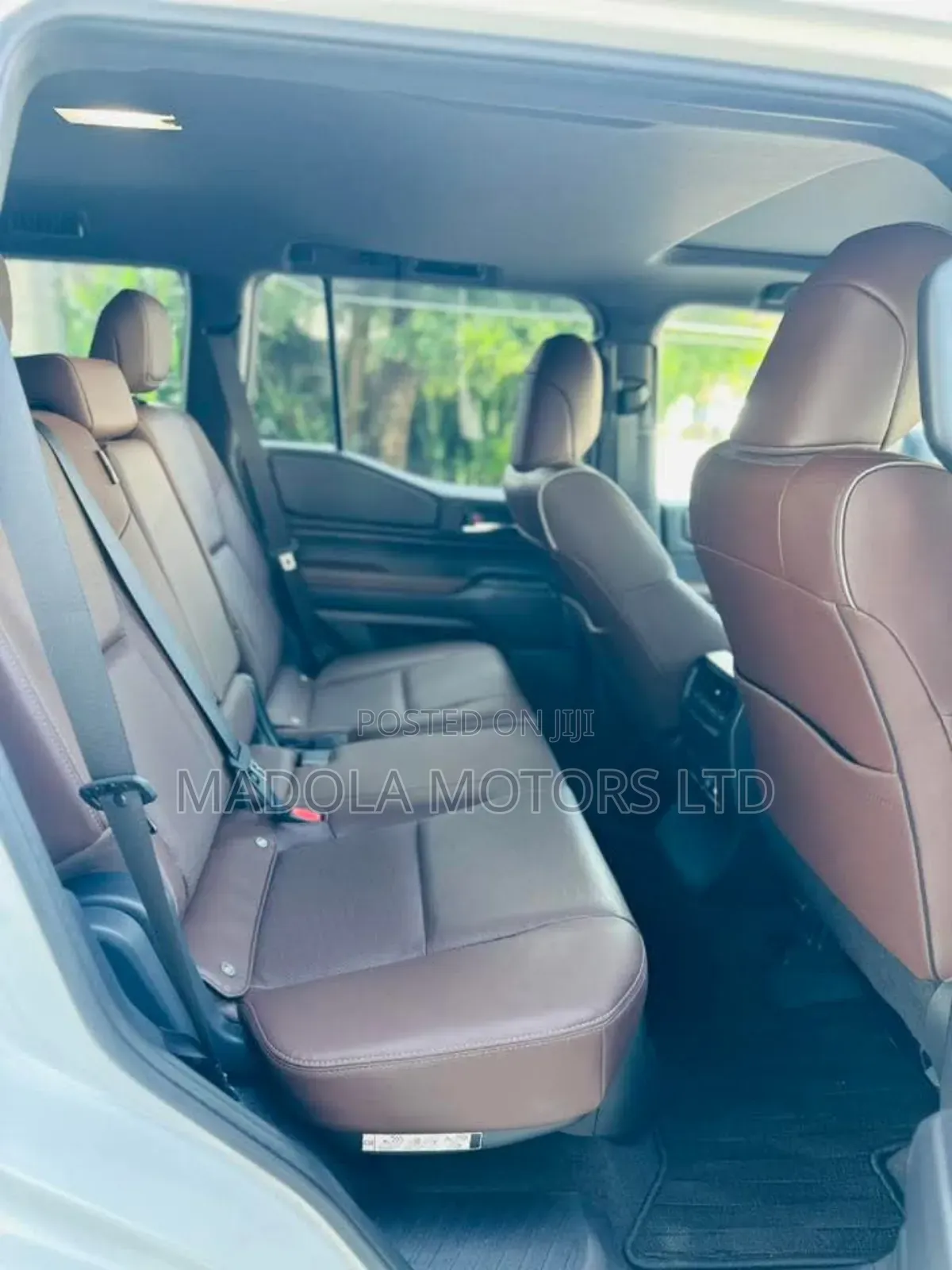 Toyota Land Cruiser Prado 2.8 2024 White