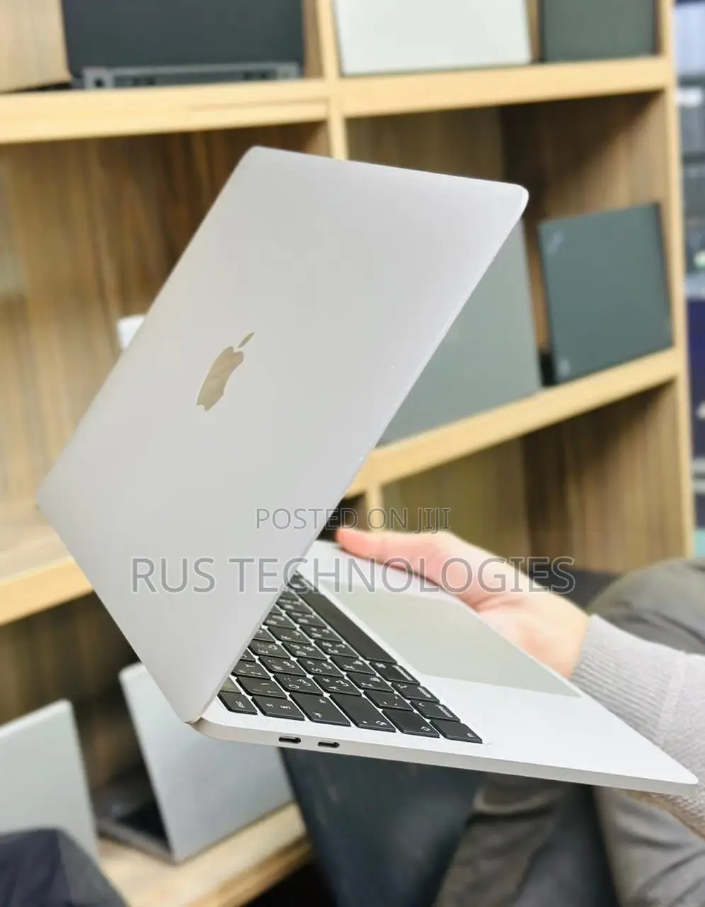 Laptop Apple MacBook Pro 2020 M1 16GB Apple M1 Pro SSD 256GB