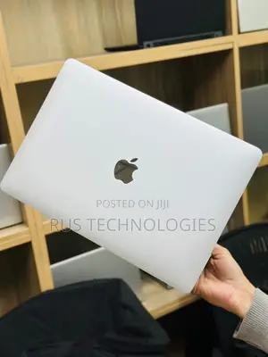Laptop Apple MacBook Pro 2020 M1 16GB Apple M1 Pro SSD 256GB