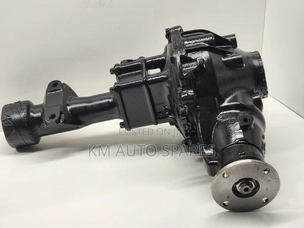 Toyota Hilux Front Differential - thumbnail 2