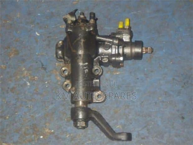 Isuzu Bighorn Steering Box