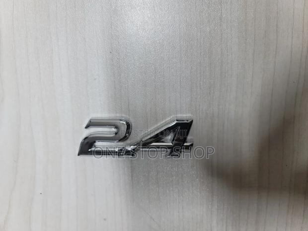 2.4 Chrome Number Badge