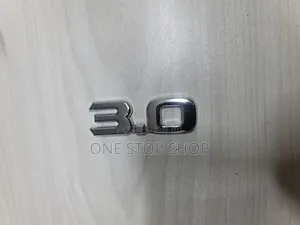 3.0 Number Badge