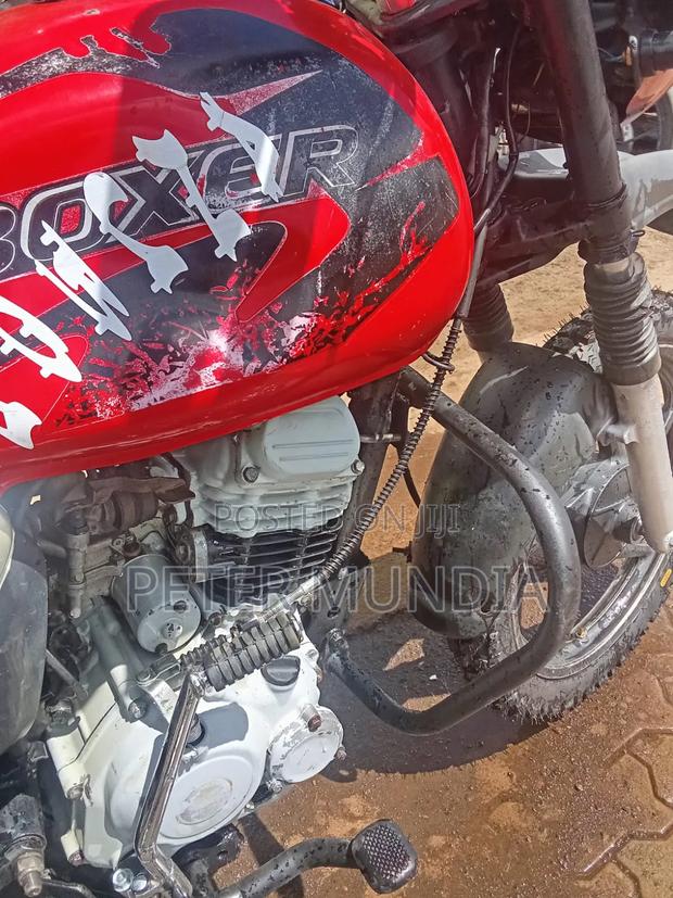 Bajaj Boxer 125 2023 Red - thumbnail 3