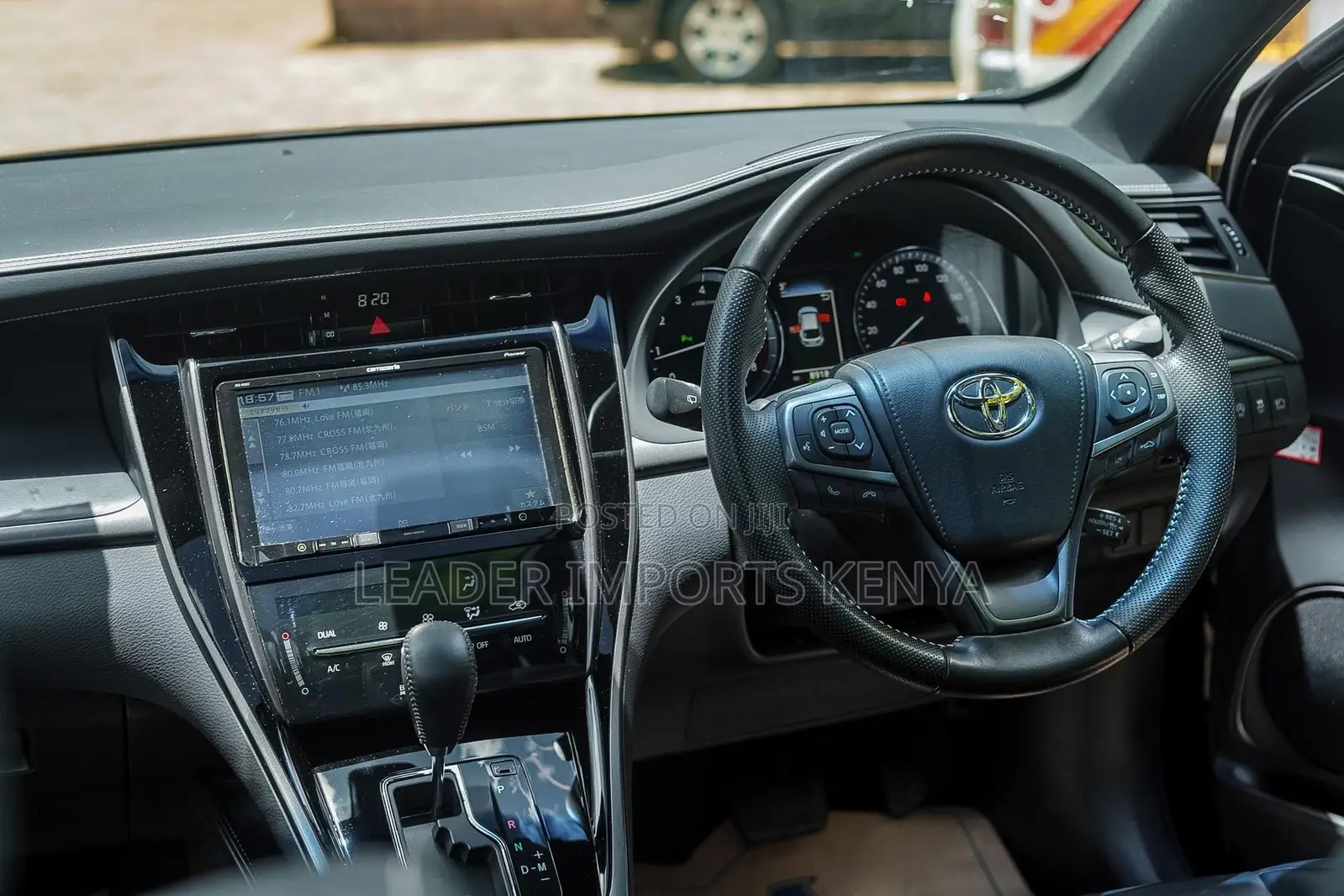 Toyota Harrier 2.0 2019 Black