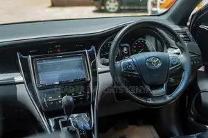 Toyota Harrier 2.0 2019 Black