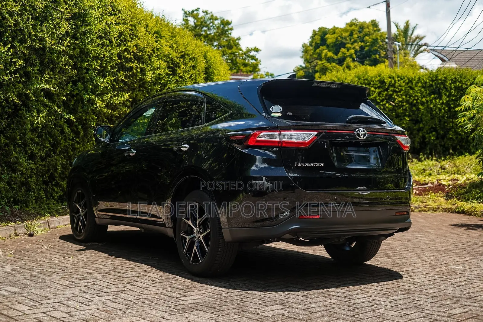 Toyota Harrier 2.0 2019 Black