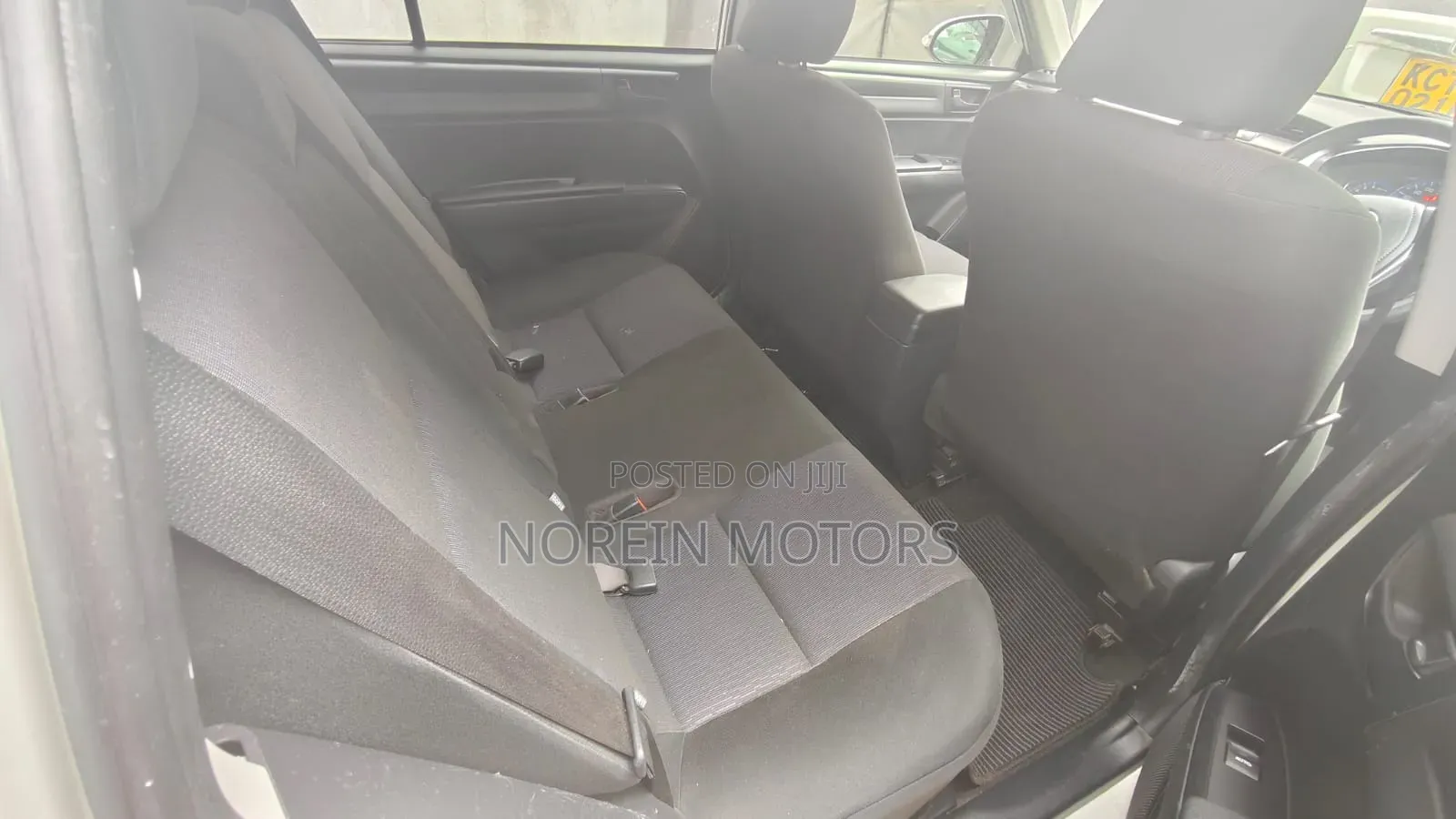 Toyota Corolla Fielder 2018 White