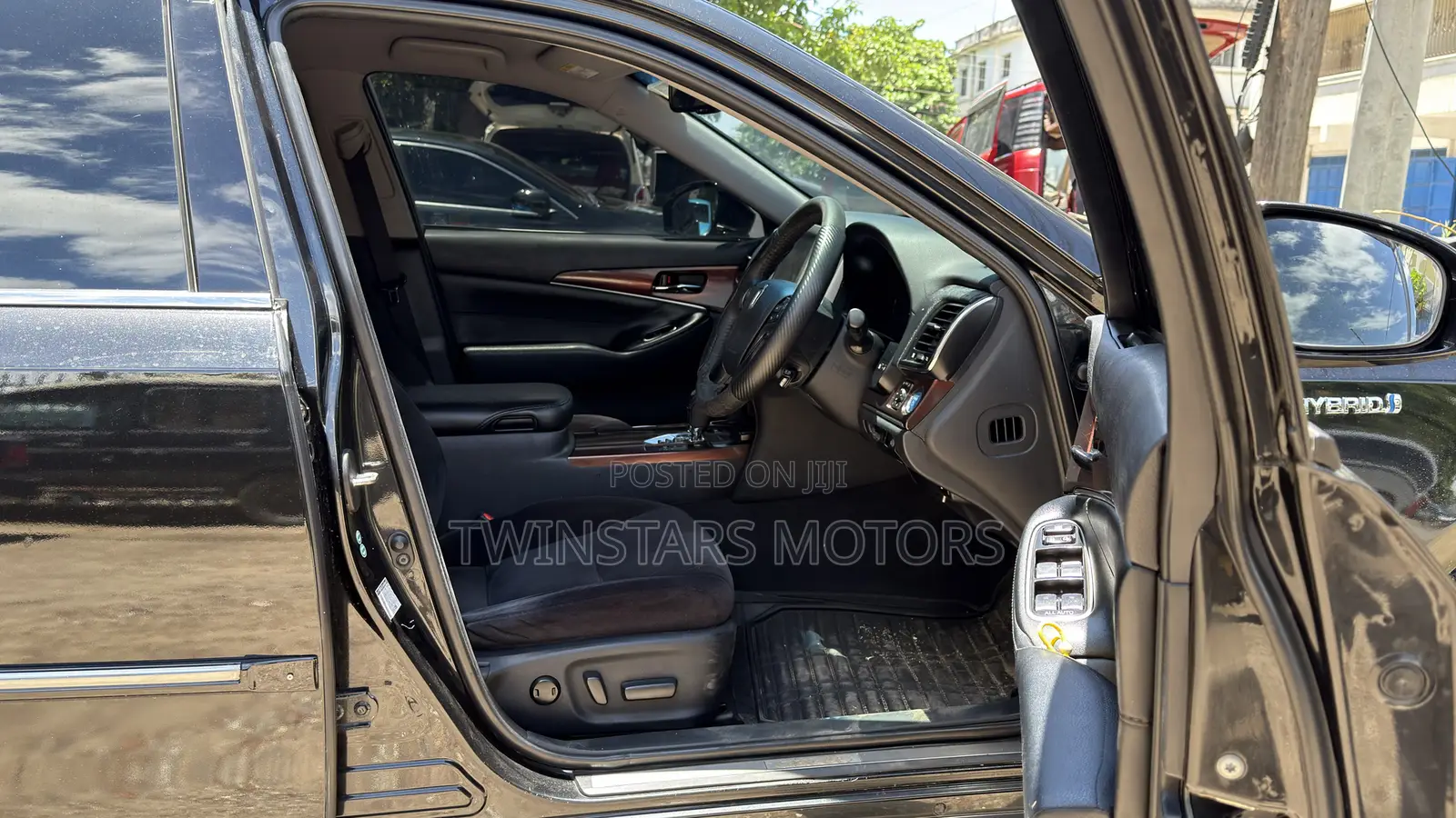Toyota Crown 2016 Black