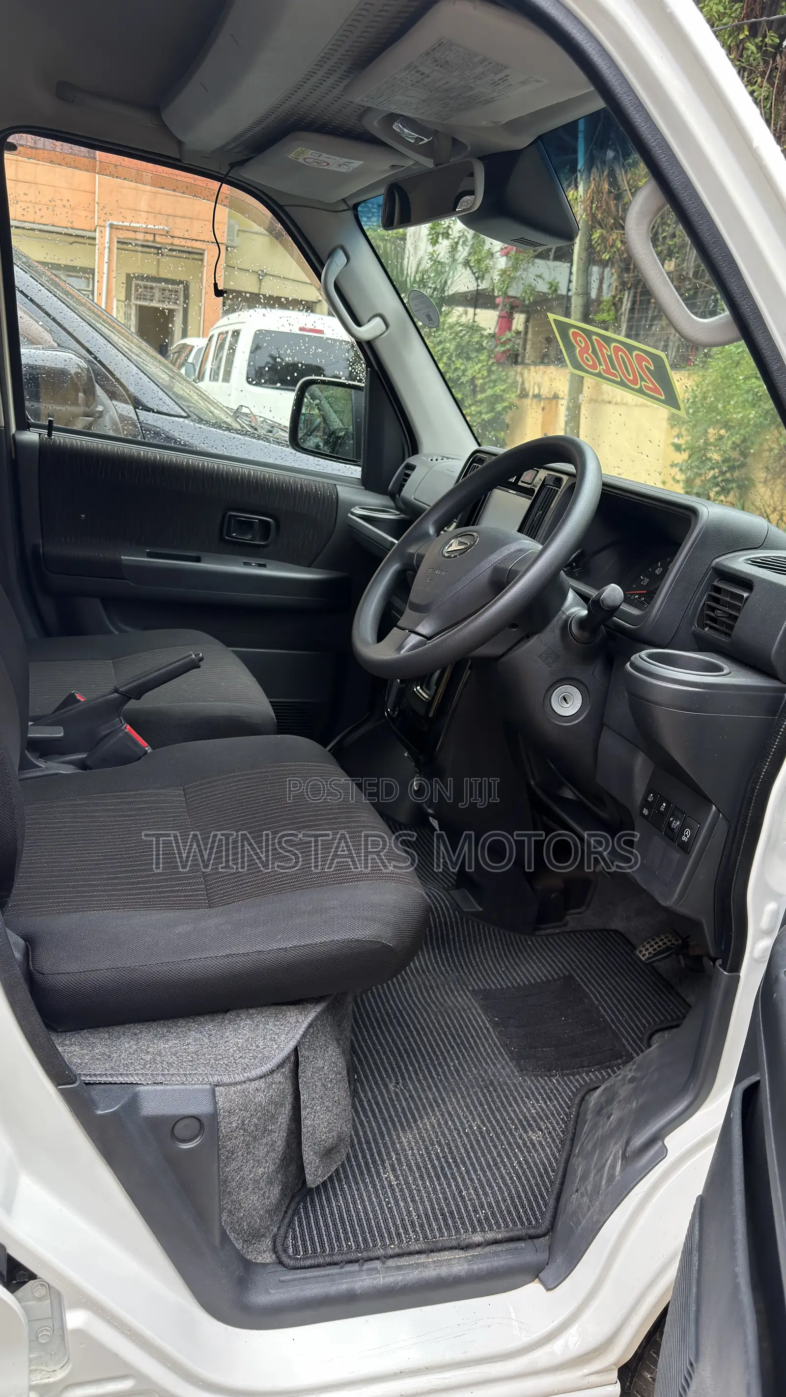 Daihatsu HIJET 2018 White