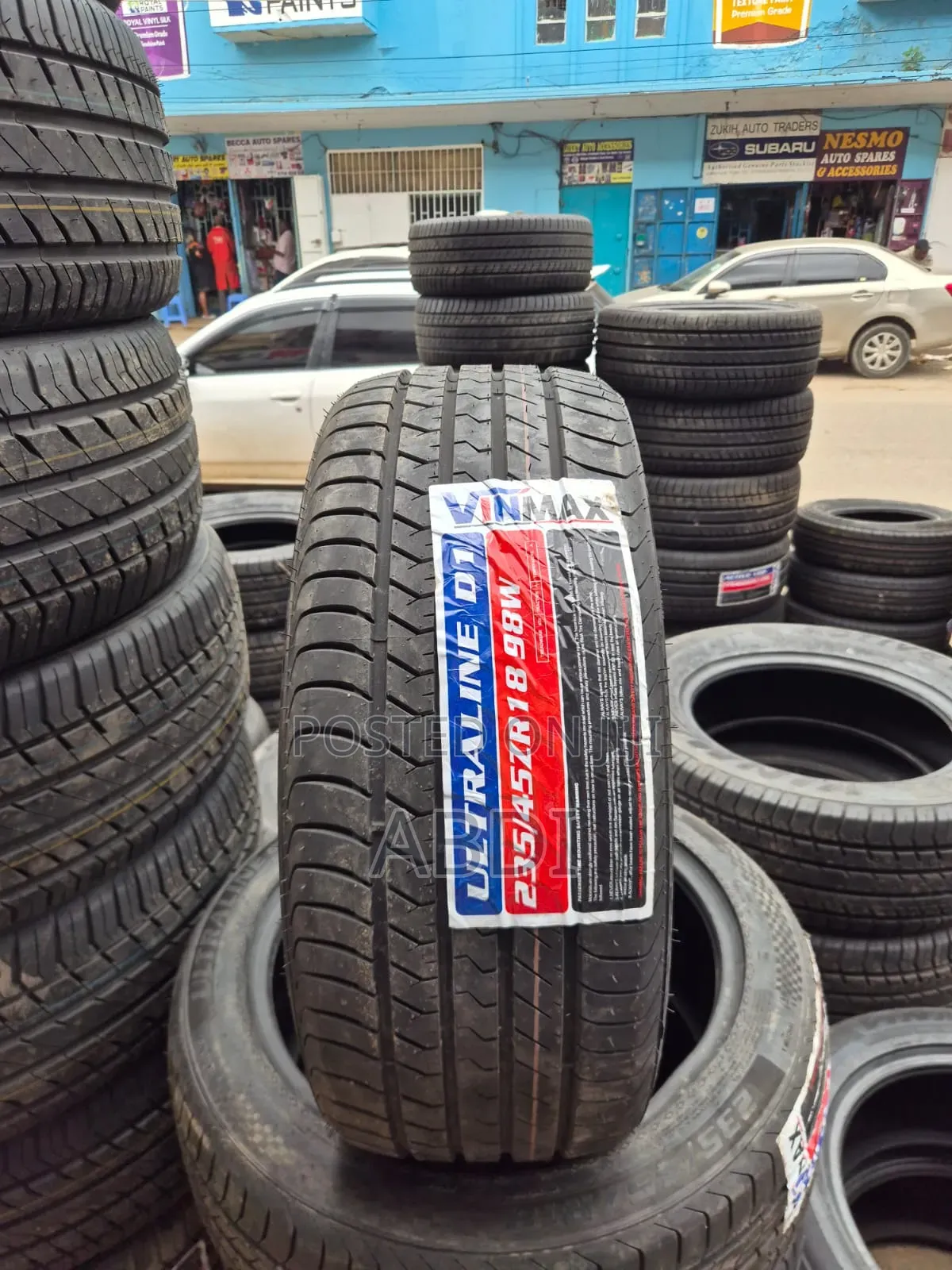 235/45r18 Vinmax