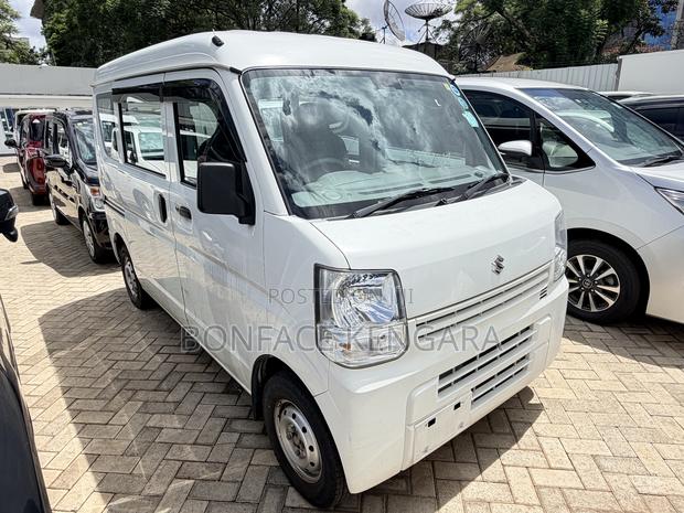 Suzuki Every Wagon 2019 White