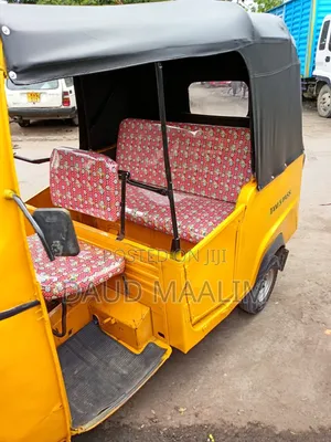 Piaggio 2023 Green