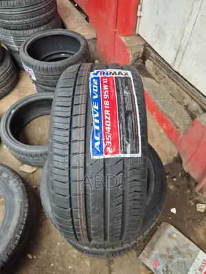 235/40r18 Vinmax