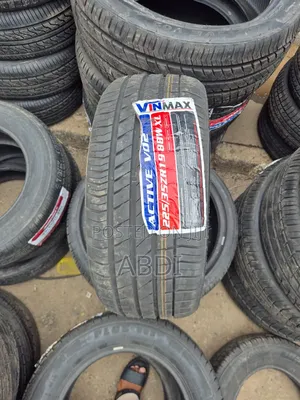225/35r19 Vinmax
