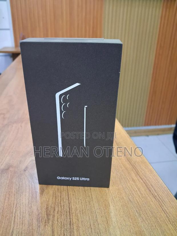 New Samsung Galaxy S25 Ultra 256 GB