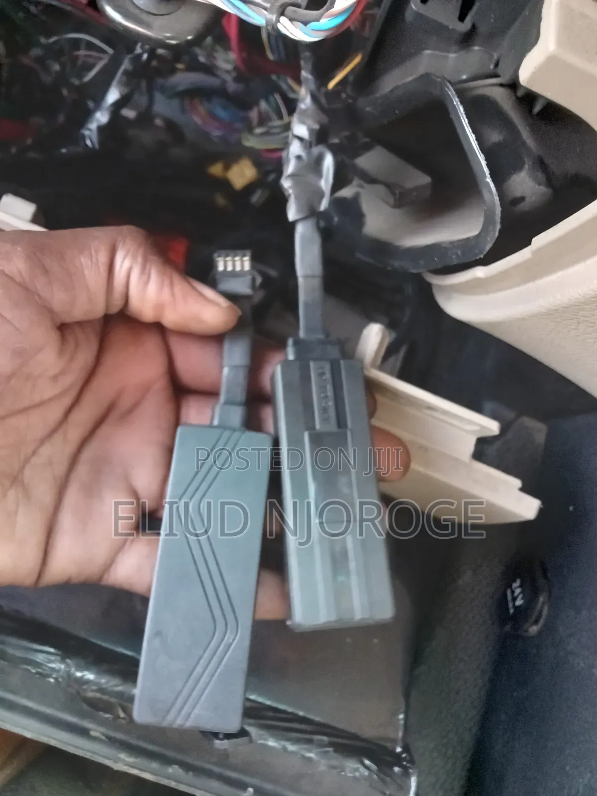 GPS/GPRS Tracking Installation