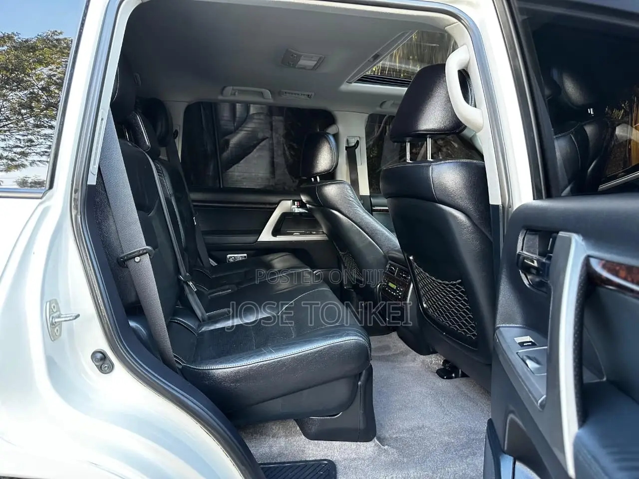 Toyota Land Cruiser 4.6 V8 ZX 2015 White