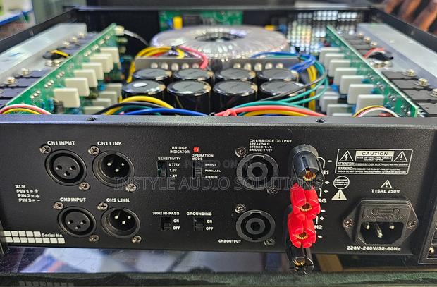Crest Audio Ca9 Professional Power Amplifier - thumbnail 2