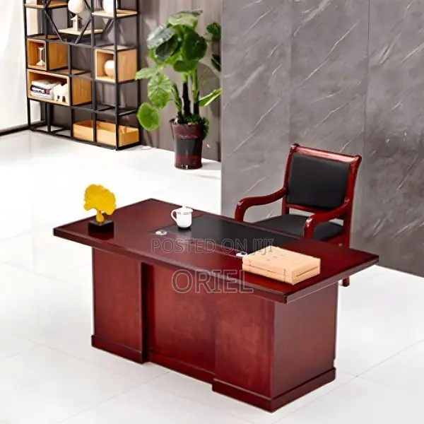 Office Desk:- 120cm Contemporary Executive Office Desk