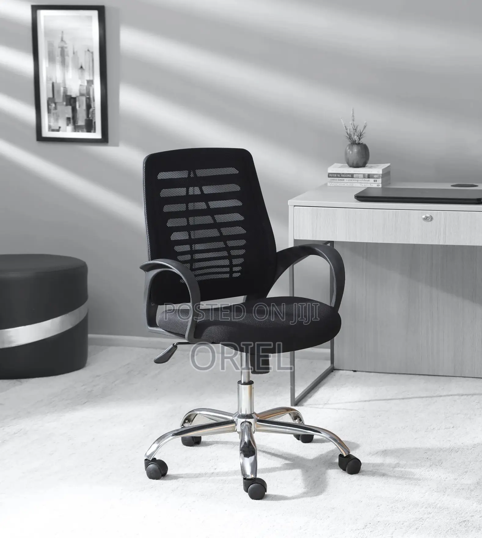 Medium-Back Office Chair:- High Back Strong Mesh Office Chair