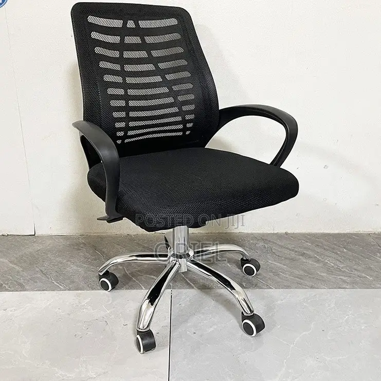 Medium-Back Office Chair:- High Back Strong Mesh Office Chair