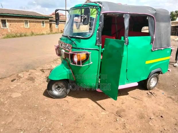 Piaggio Scooter 2019 Green - thumbnail 3