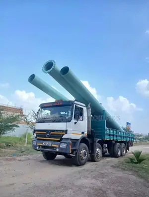 Lorries/Mguu Kumi for Load Delivery Are Available for Transport
