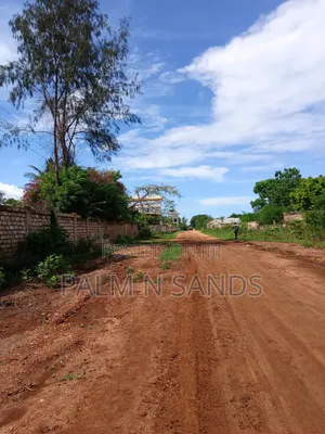 One Acre Villa Mandhari Area Diani on Sale!