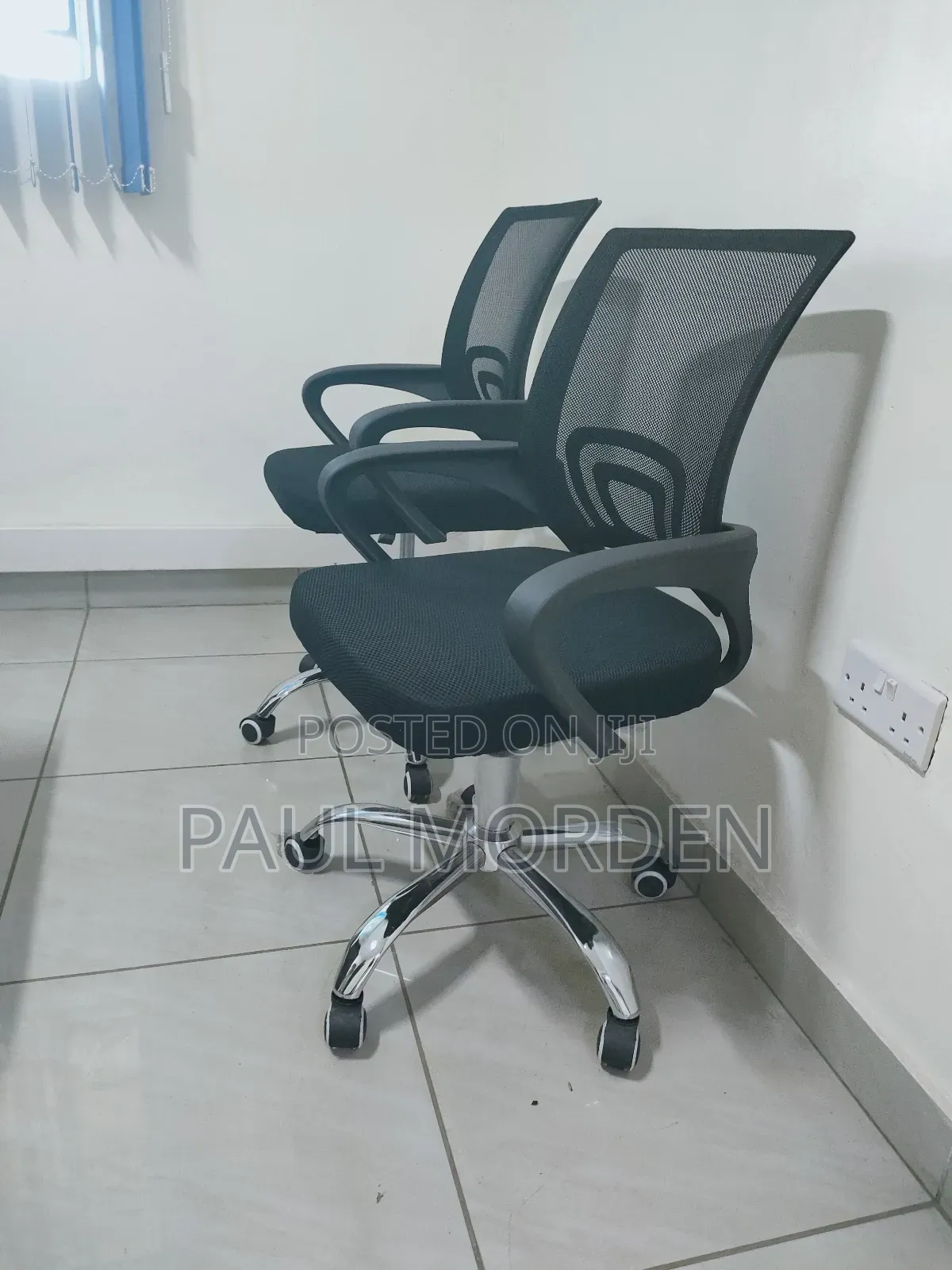 Swivel Mesh Adjustable Height Office Chair _Brand New