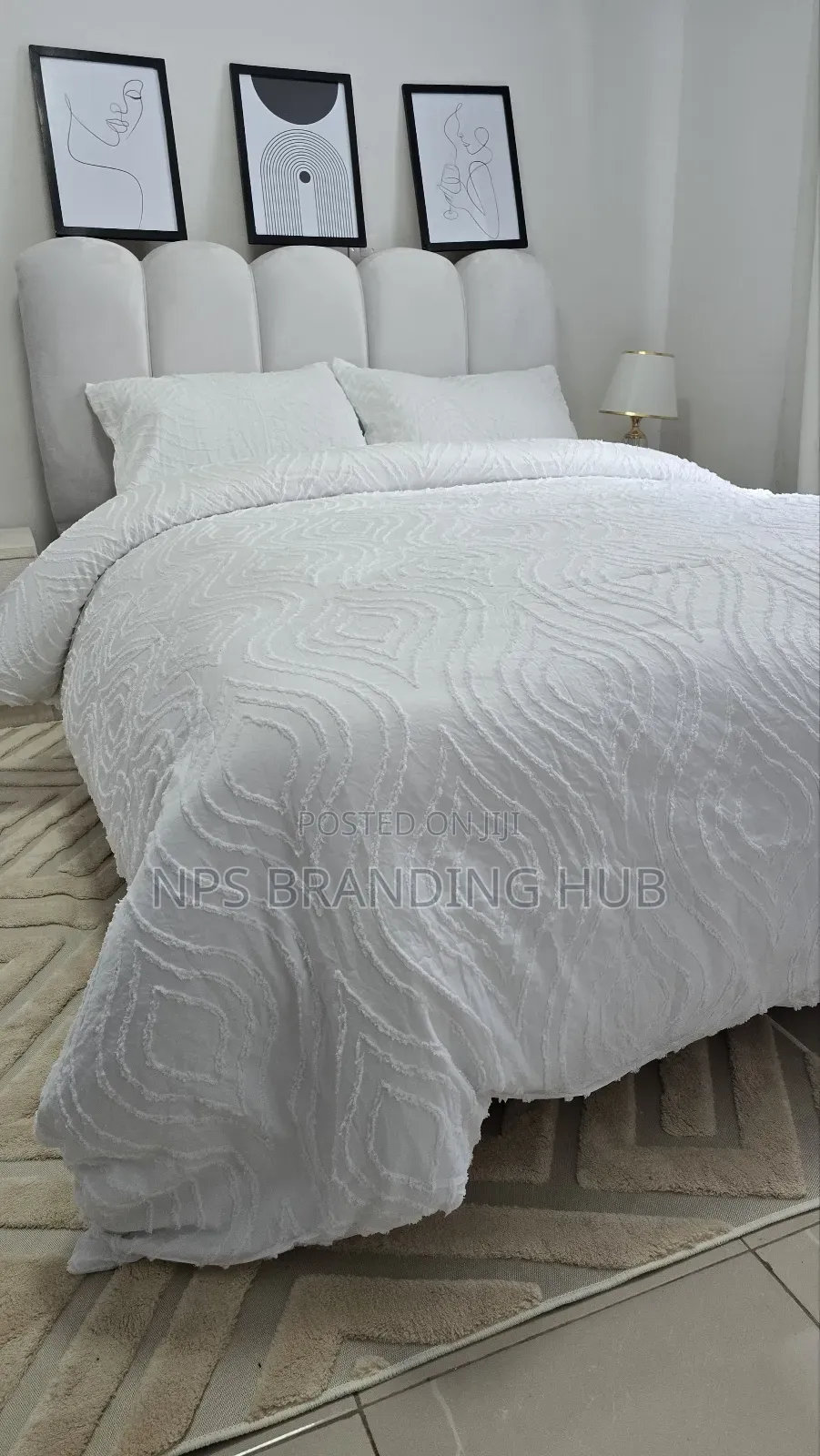4pc Luxury Tufted Duvet Covers Size: *6*6/6*7* Sk