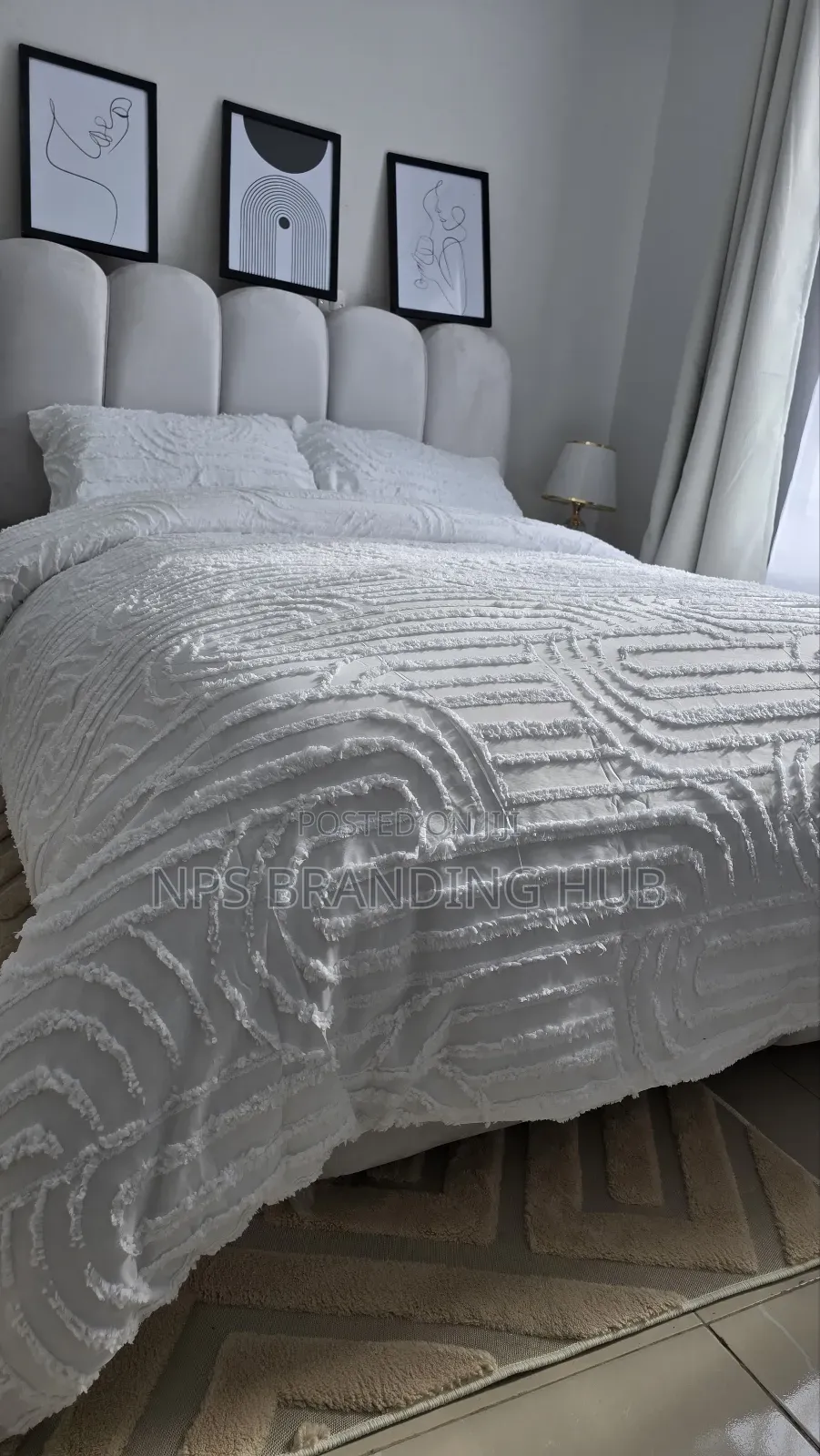 4pc Luxury Tufted Duvet Covers Size: *6*6/6*7* Sk