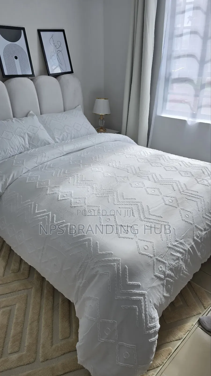 4pc Luxury Tufted Duvet Covers Size: *6*6/6*7* Sk