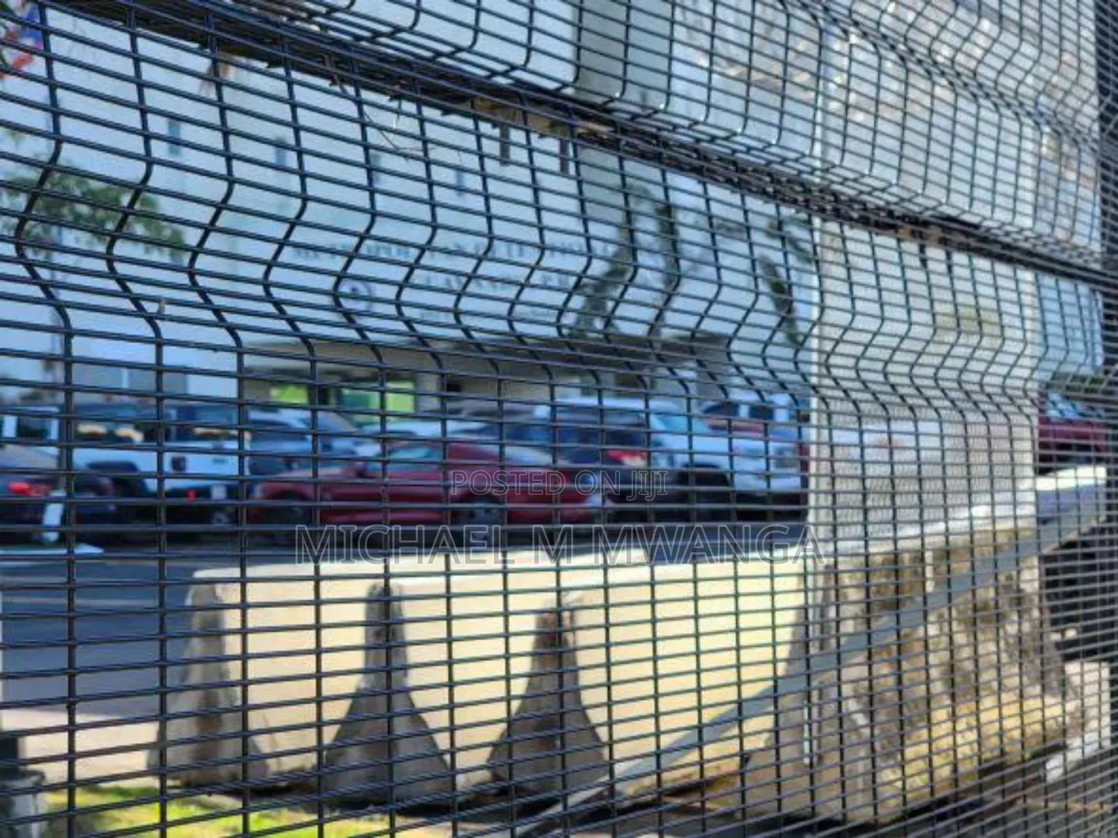 Tight Aperture Galvanized Clear View Anti Climb Fence