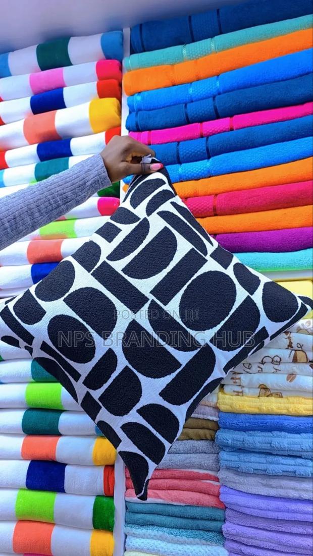 Crescent Cushion Covers*
Size: *45*45cms - thumbnail 7