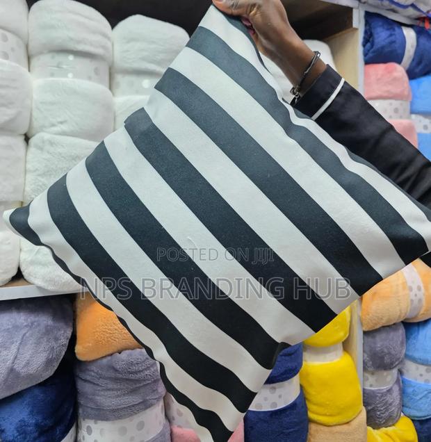 Throw Pillow Cases/Covers Size: 45*45cm Sk - thumbnail 11