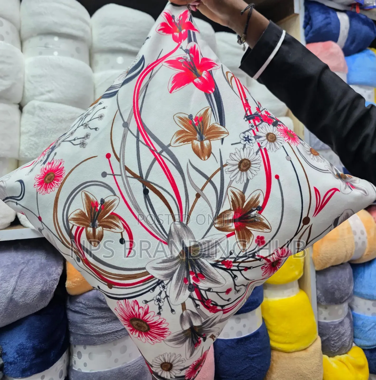 Throw Pillow Cases/Covers Size: 45*45cm Sk