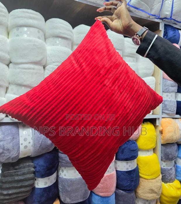 Velvet Throw Pillow Cases/Covers Size: 45*45cm Sk - thumbnail 3