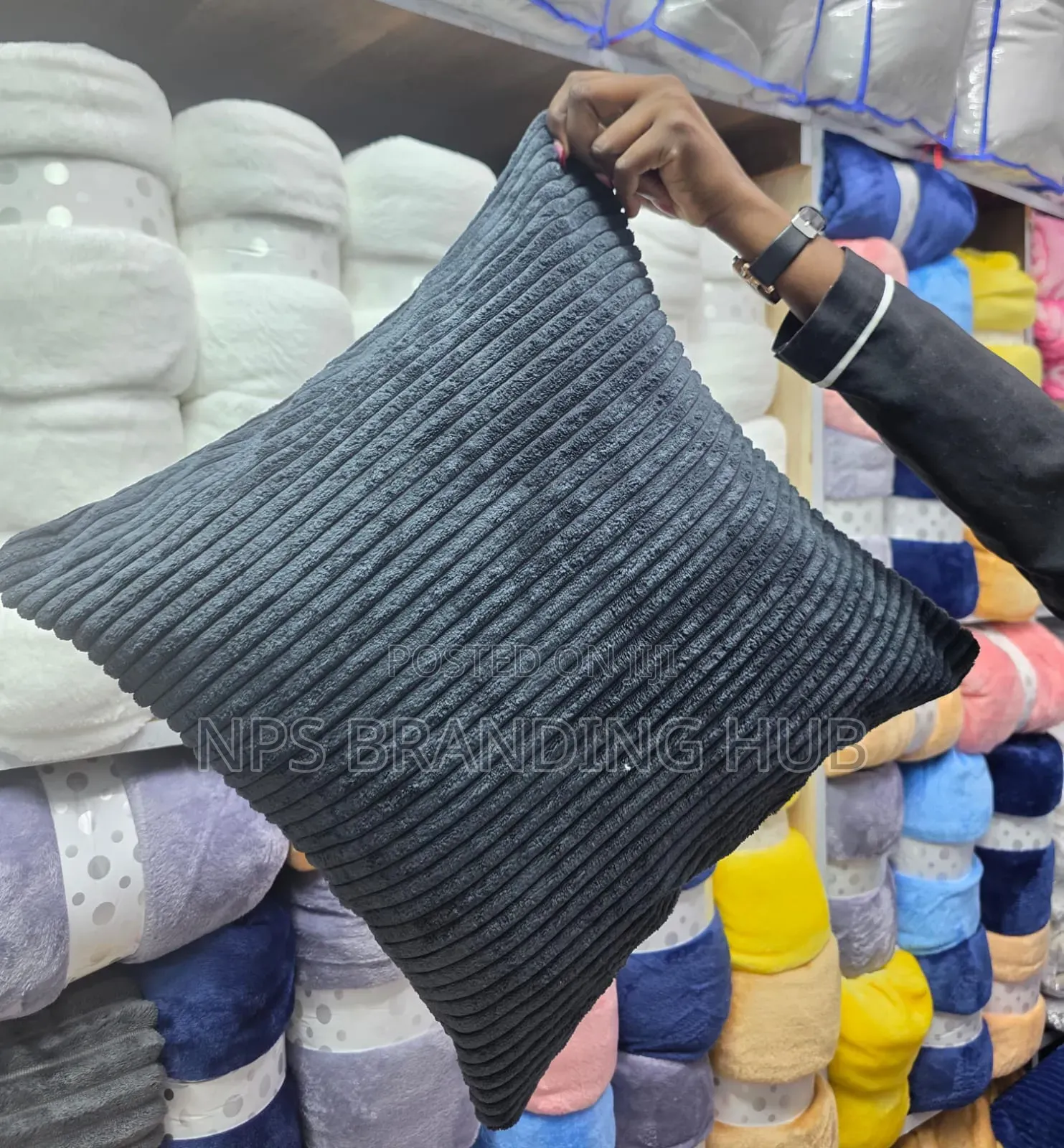 Velvet Throw Pillow Cases/Covers Size: 45*45cm Sk