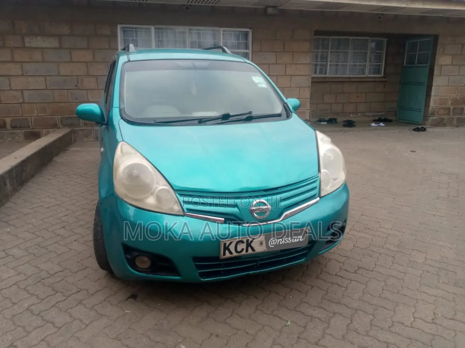 Nissan Note 2010 Green