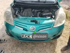 Nissan Note 2010 Green