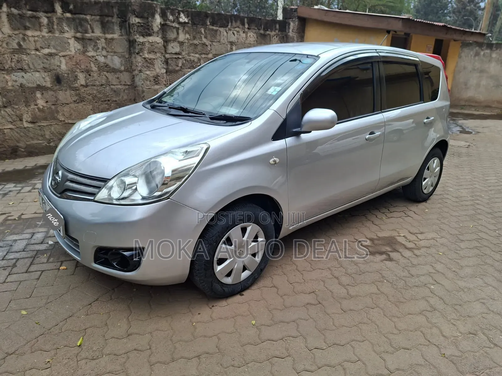 Nissan Note 2010 Gray