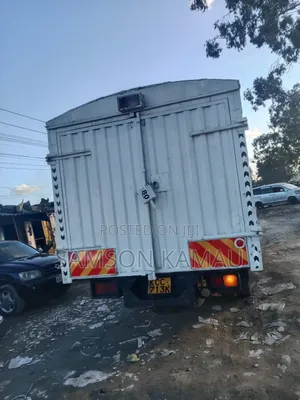 Isuzu FRR Lorry